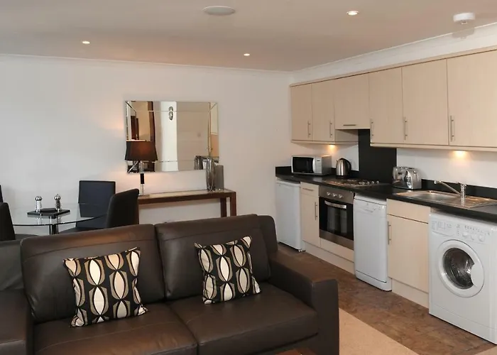 Fountain Court Apartments - Grove Edinburgh
